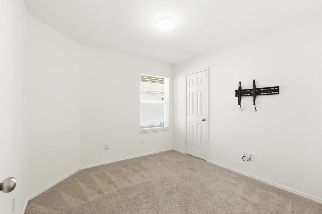 Photo of 24019 Swather Way