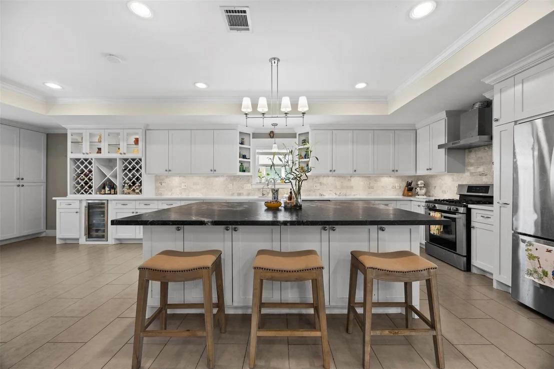 Photo of 11111 Atwell Drive