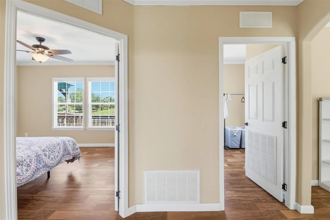 Photo of 32818 Rogers Road