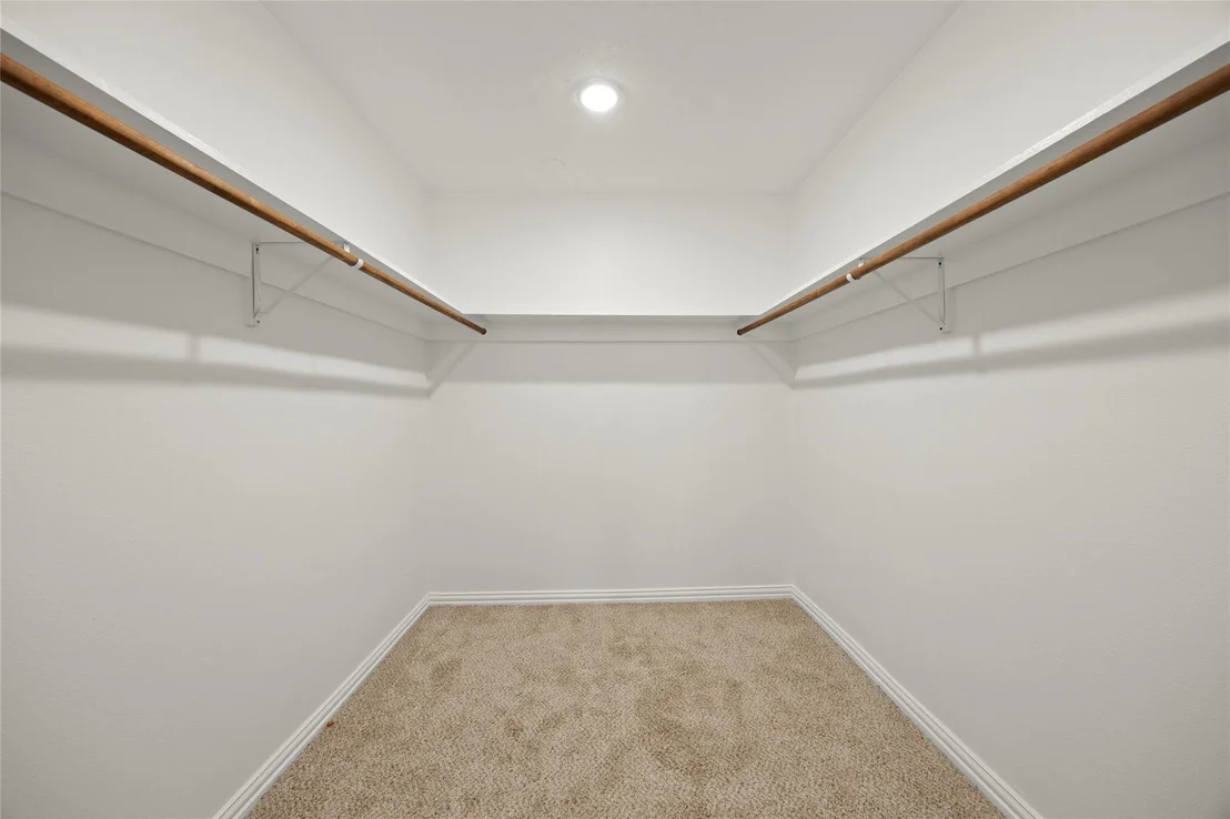 Photo of 518 Whitecap Drive