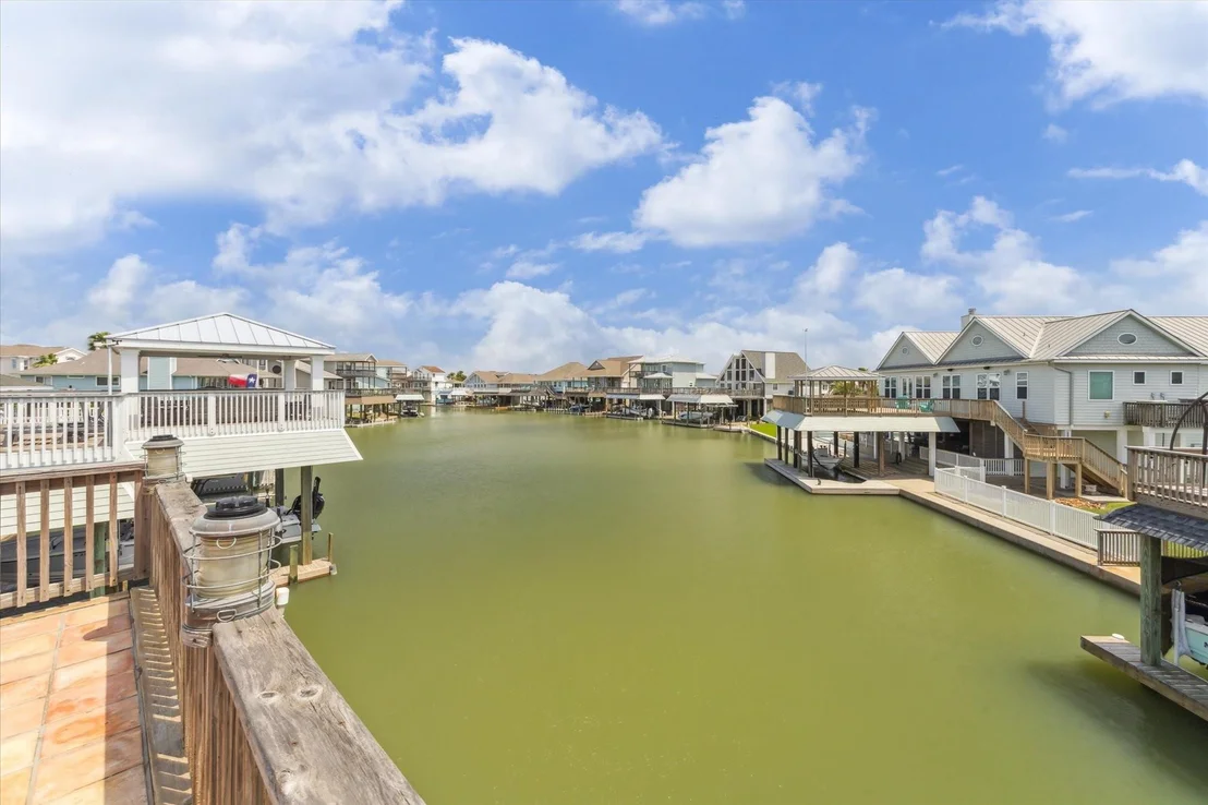 Photo of 1339 Outrigger