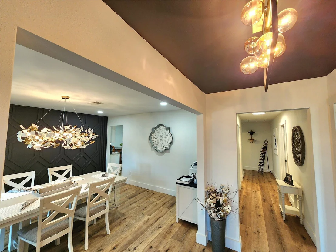 Photo of 292 Echo Lane