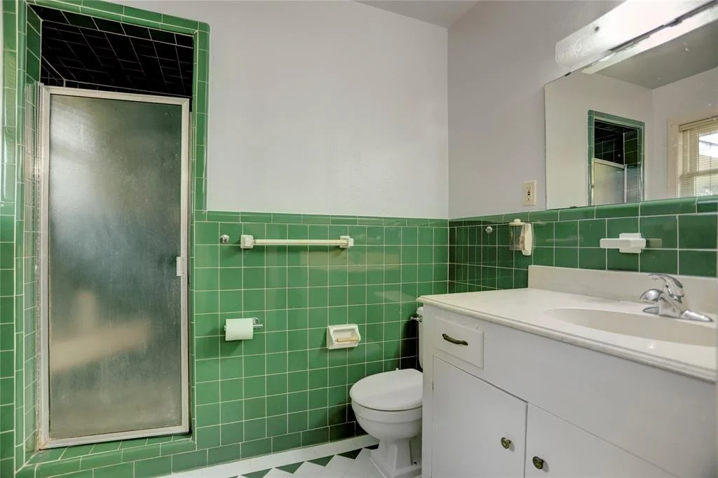 Photo of 4426 Creekbend Drive