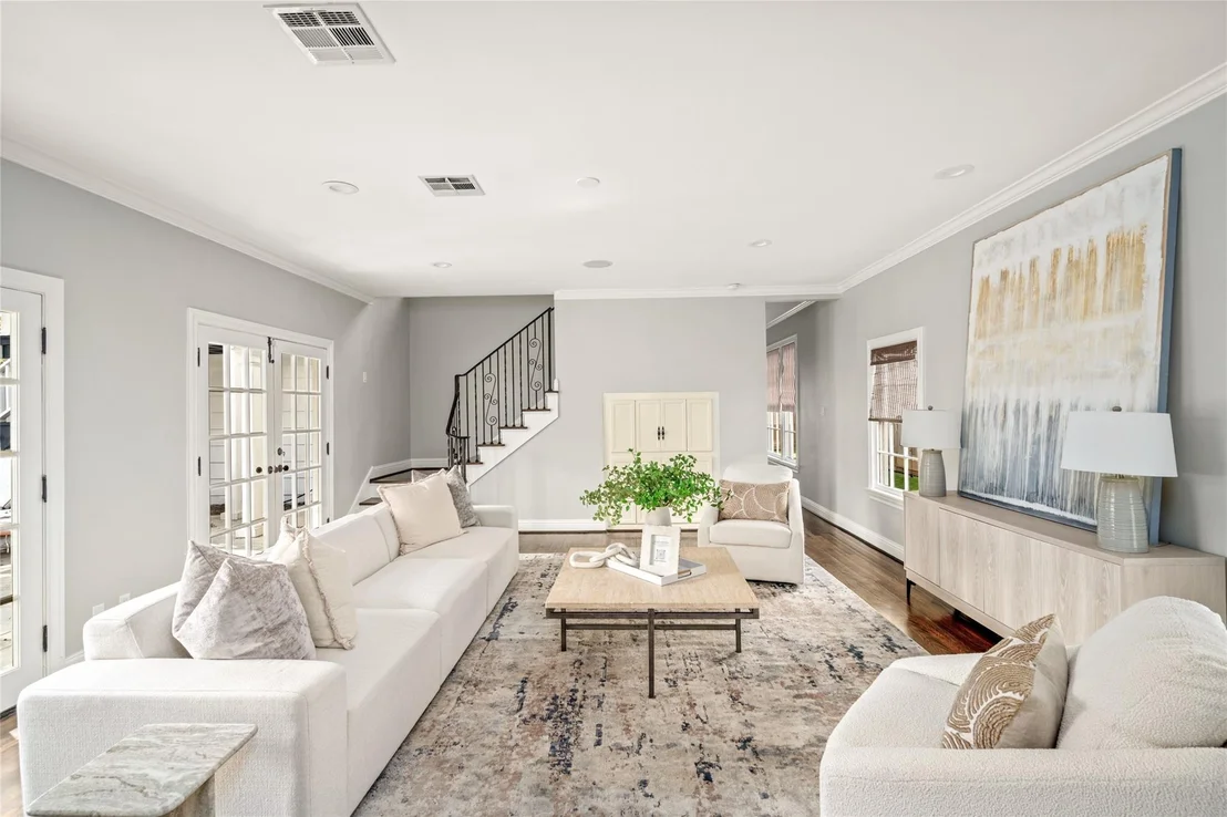 Photo of 3105 Locke Lane