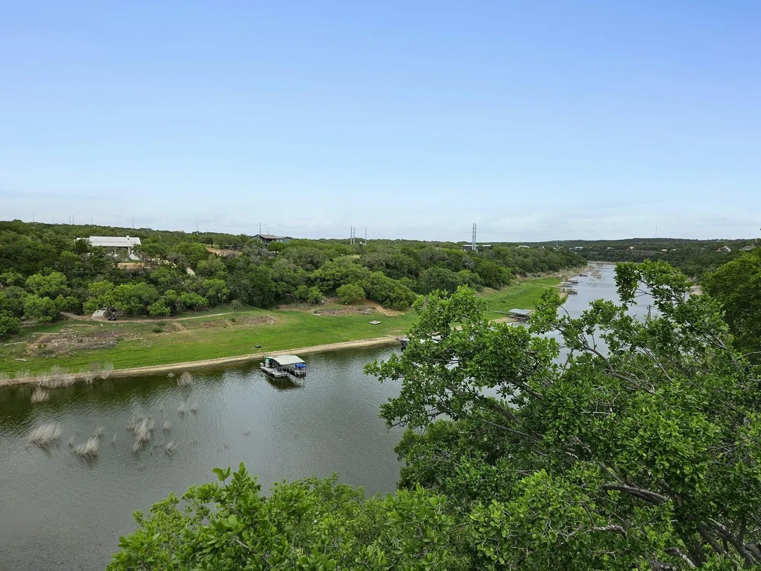 Photo of 2706 Pace Bend Road S