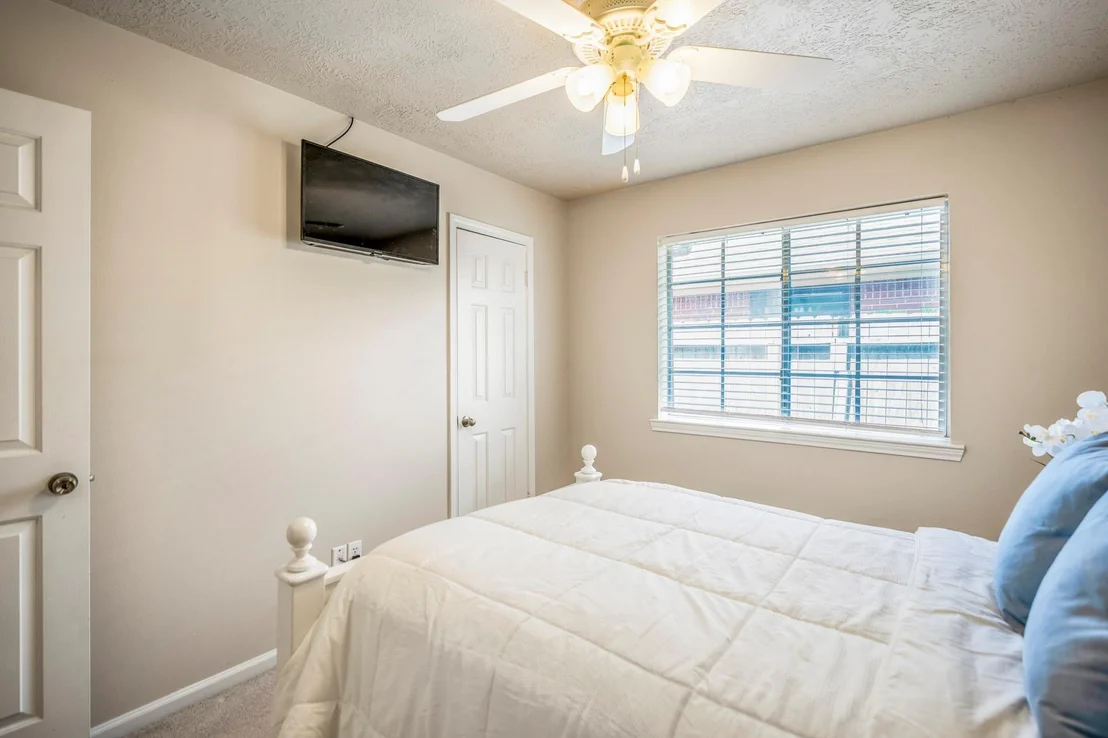 Photo of 16207 Indian Cypress Drive