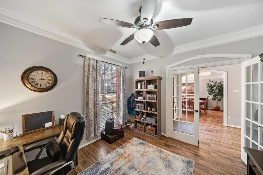 Photo of 15911 Hermitage Oaks Drive