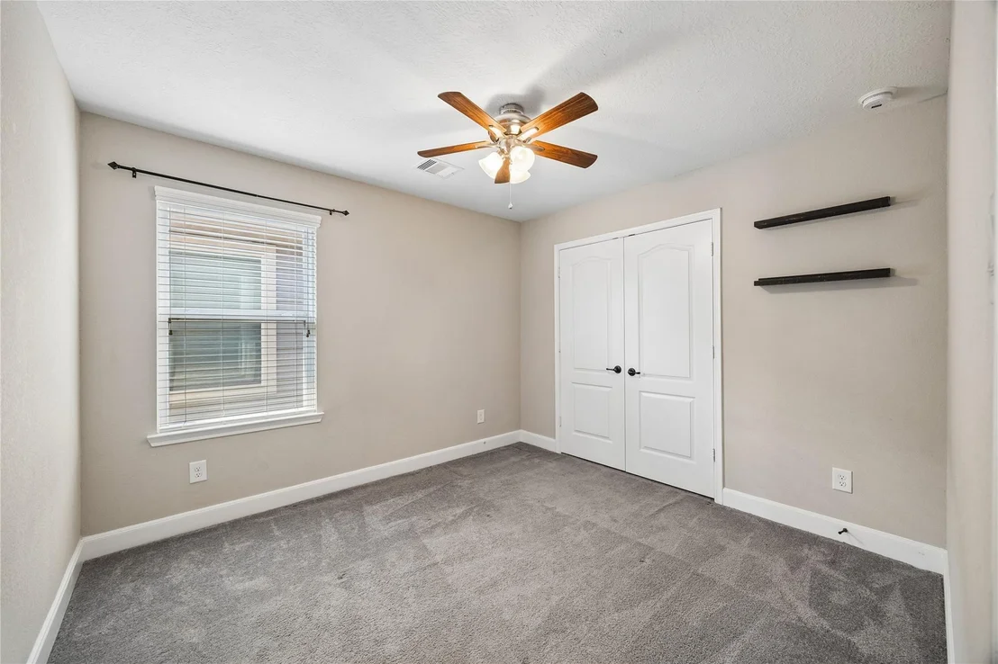 Photo of 1851 Commons Glen Drive