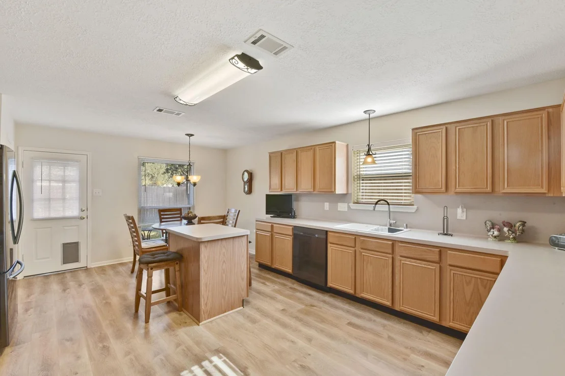 Photo of 30810 Trinket Drive