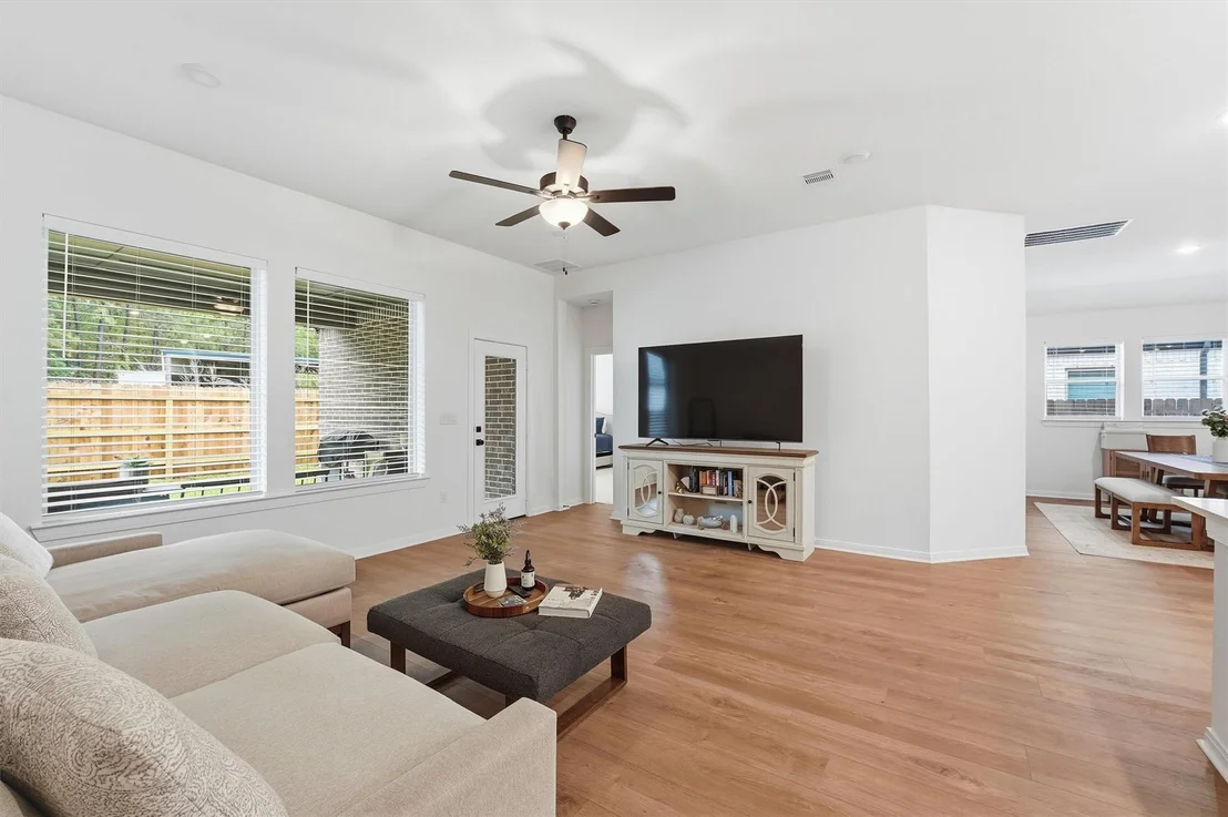 Photo of 42575 Rustico Road