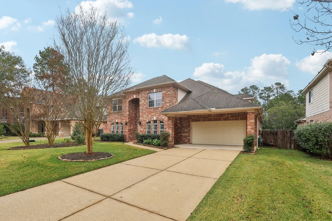Photo of 182 N Hazelcrest Circle