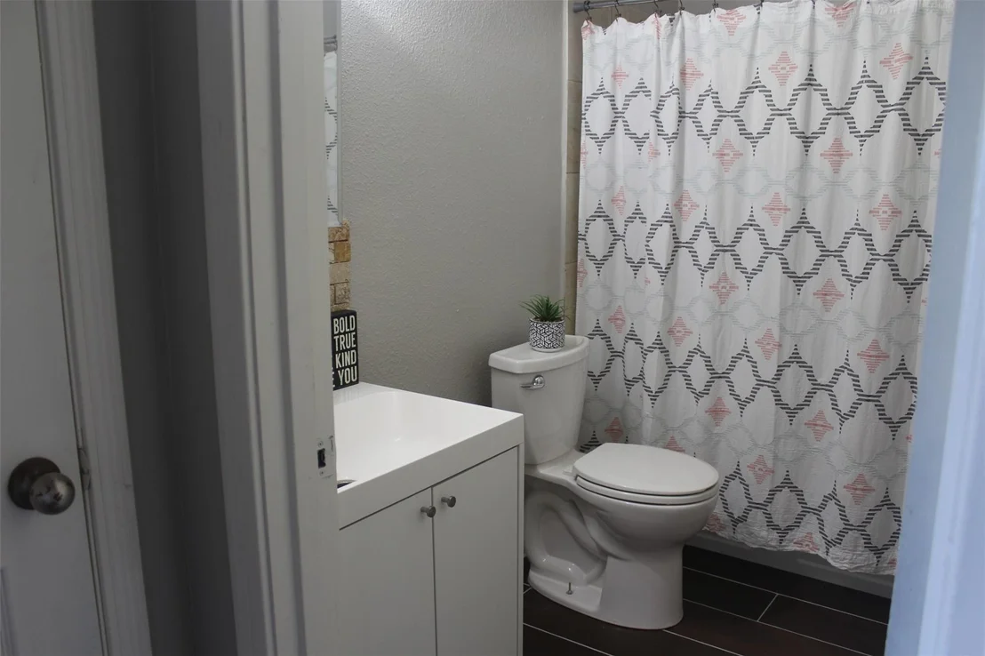 Photo of 3322 Mccrarey Drive