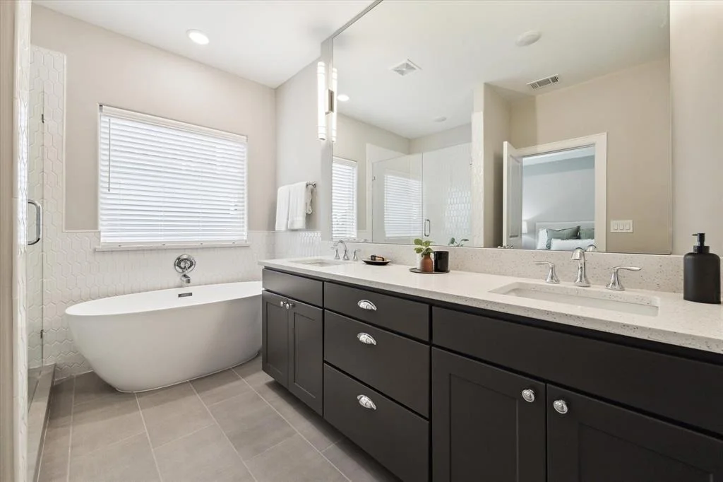 Photo of 6016 T C Jester Boulevard