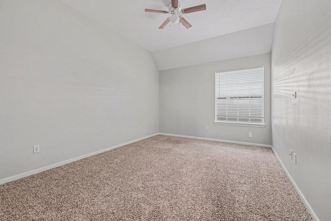 Photo of 215 Bristol Bend Circle