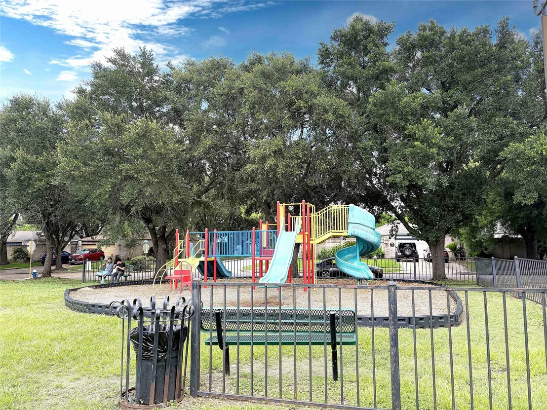 Photo of 16206 Indian Mill Drive