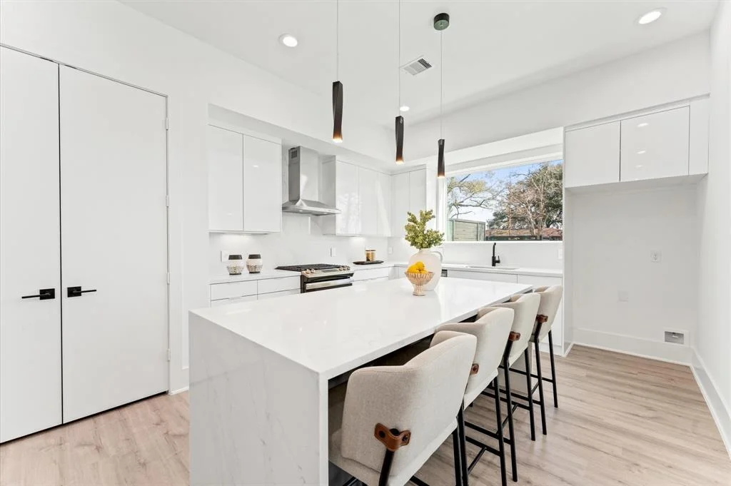 Photo of 1847 Wycliffe Drive