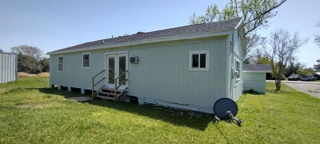 Photo of 122 S Circle Drive