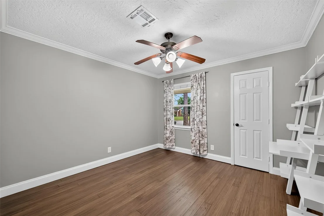 Photo of 11102 Endicott Lane