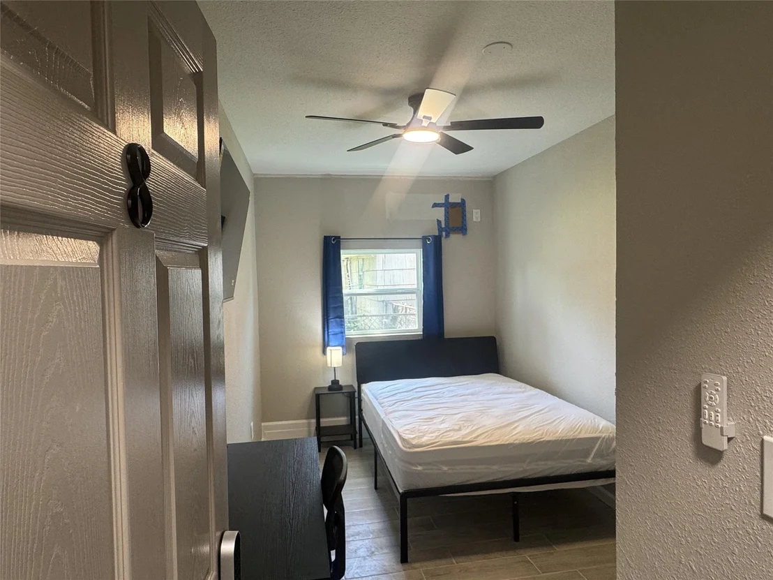 Photo of 5838 Reed Road