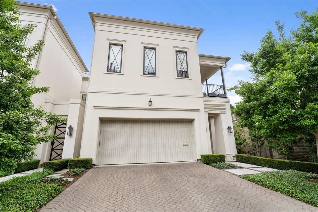 Photo of 2239 Mimosa Drive