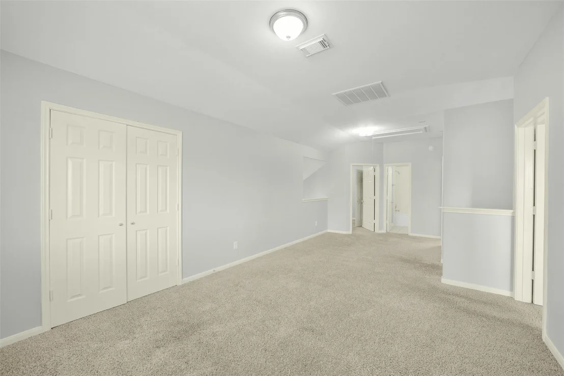 Photo of 21526 Falvel Lake Drive