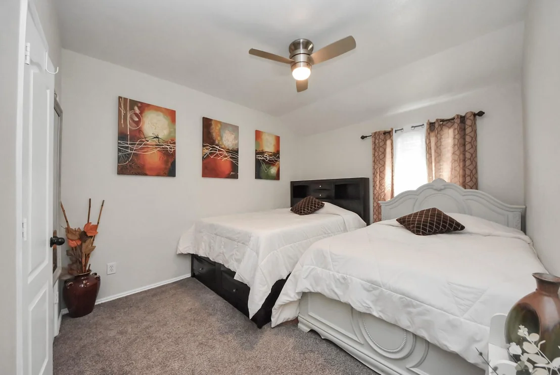 Photo of 24915 Oconee Drive