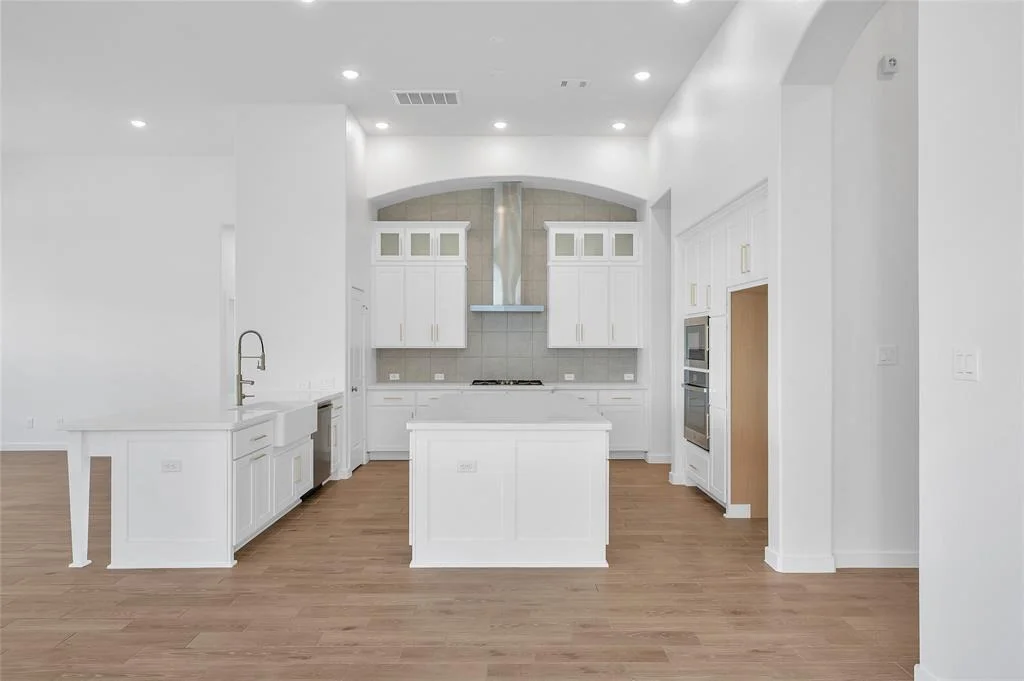 Photo of 30218 Indigo Falls Drive