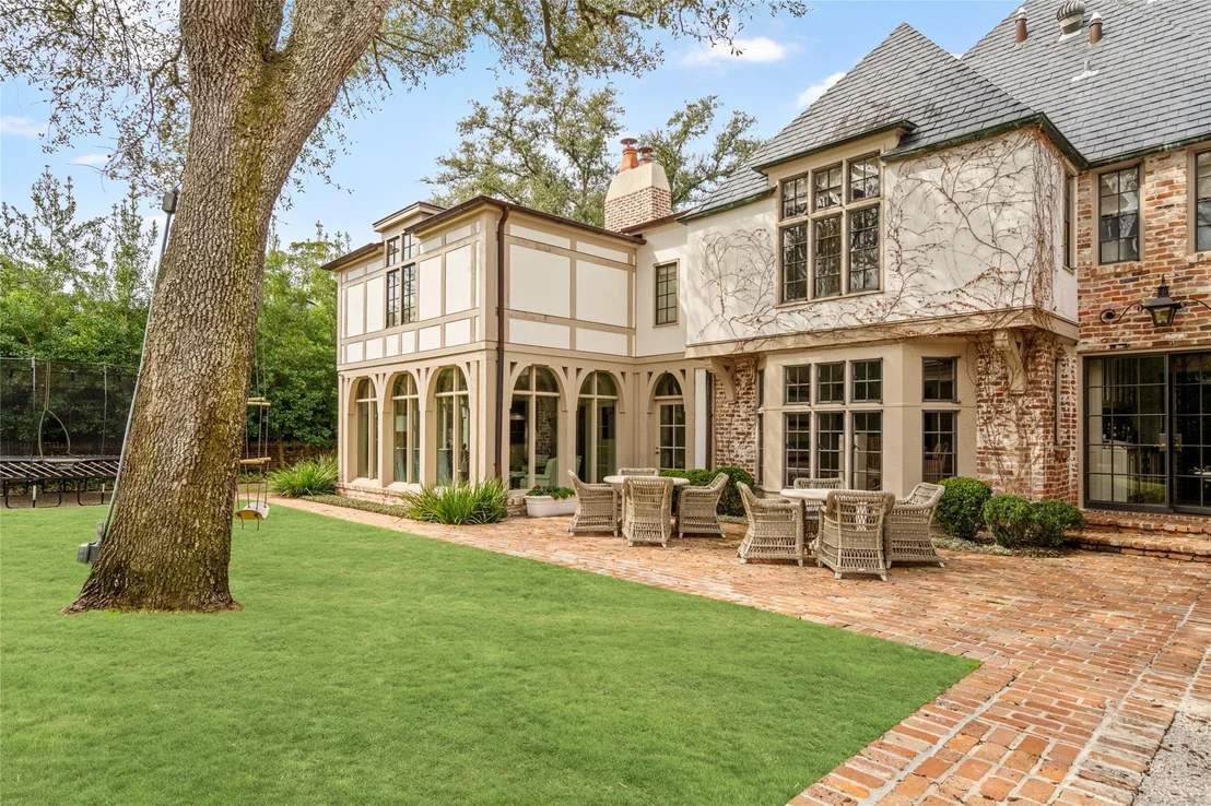 Photo of 1419 Kirby Drive
