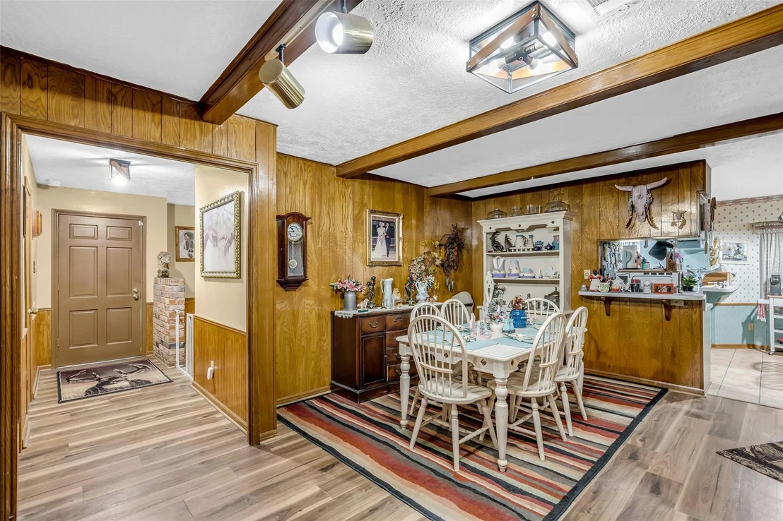 Photo of 7438 Wright Road