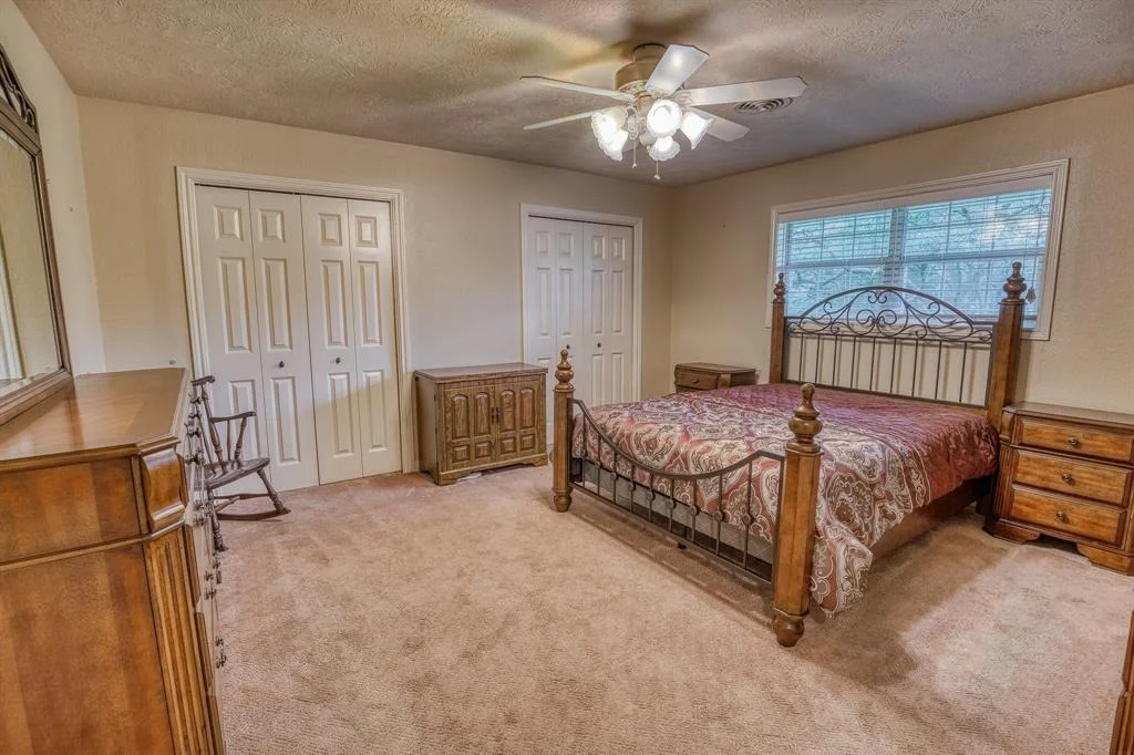 Photo of 1302 Woodson Lane
