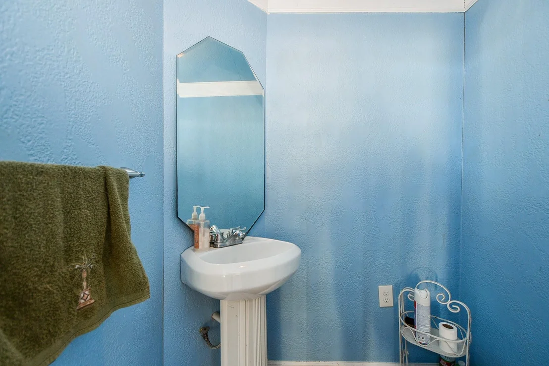 Photo of 5030 Peek Road