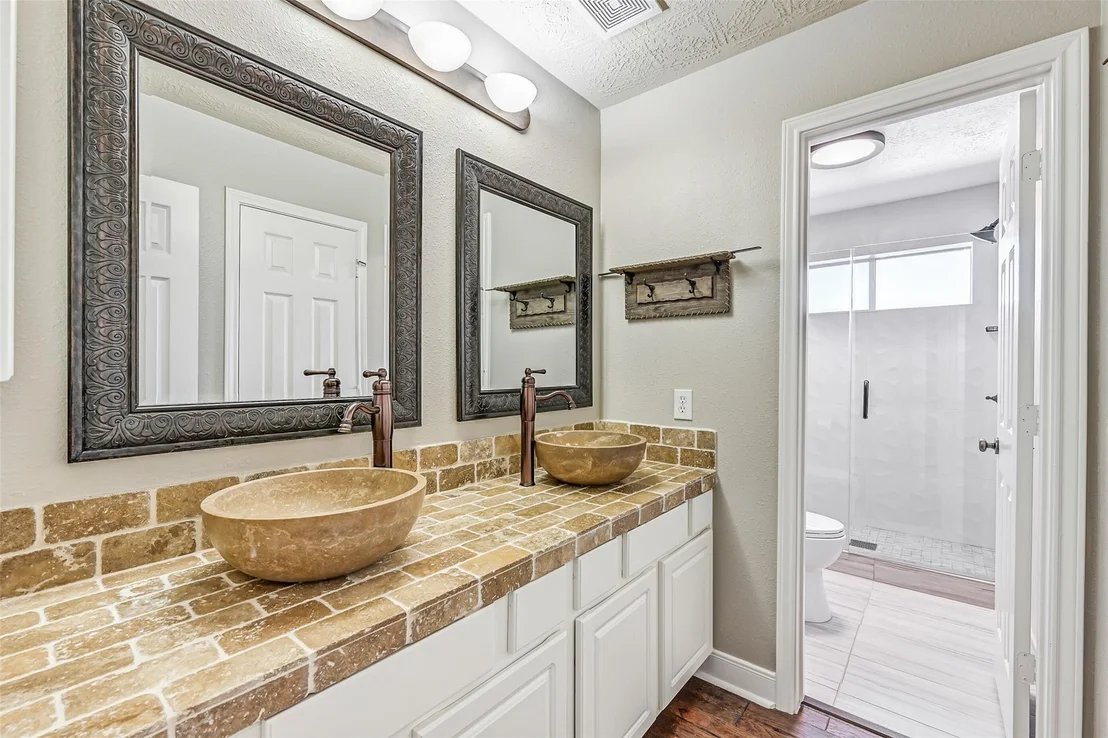 Photo of 901 High Ridge Circle