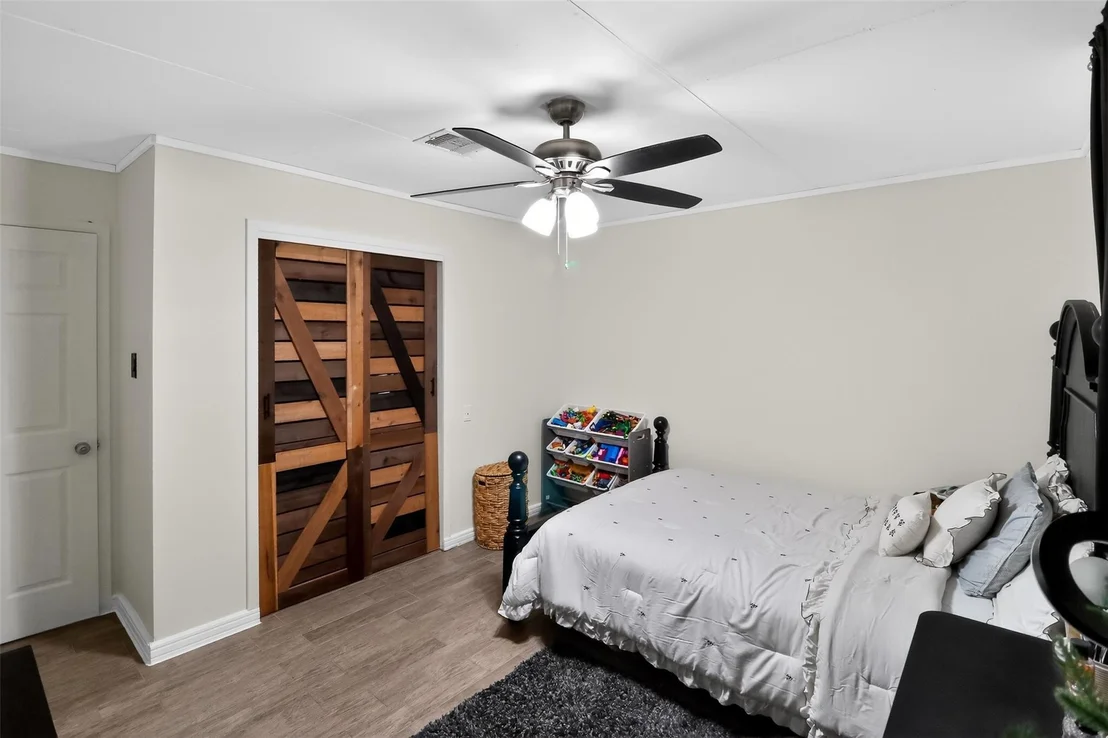 Photo of 8935 Glen Shadow Drive