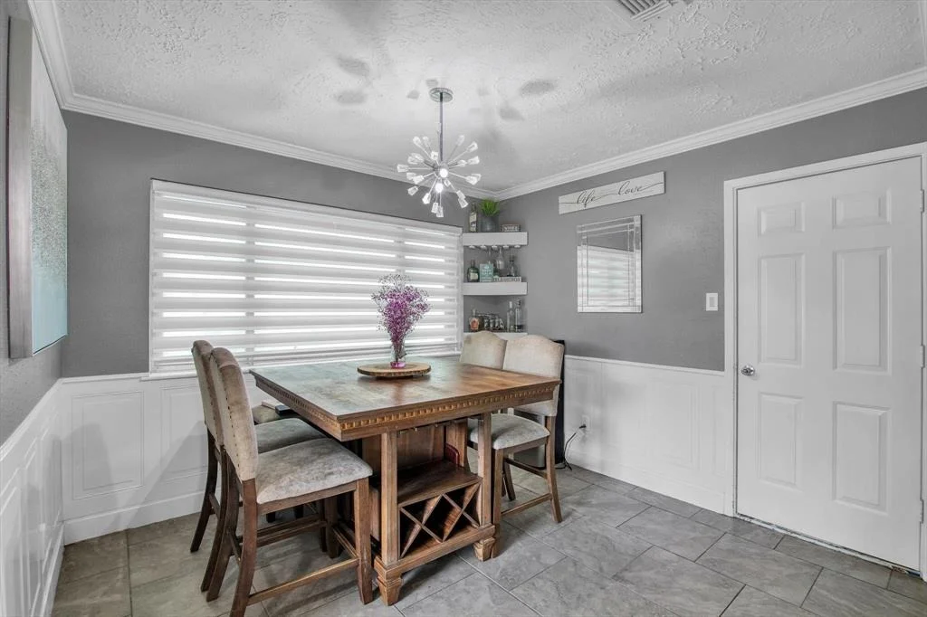 Photo of 21214 Castlemont Lane
