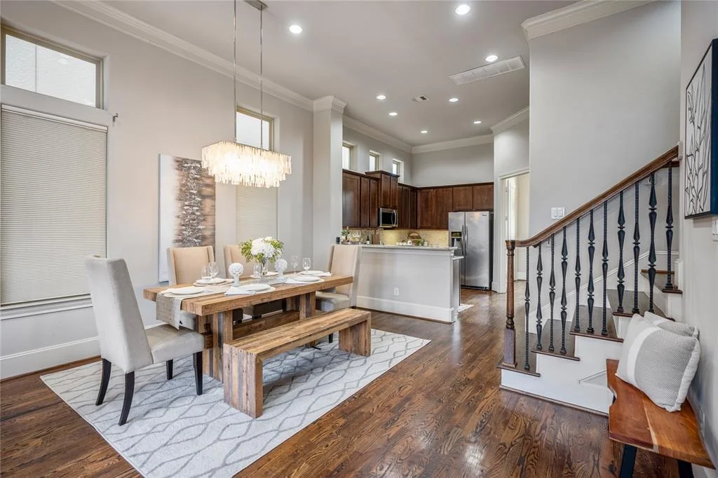 Photo of 10913 Upland Park