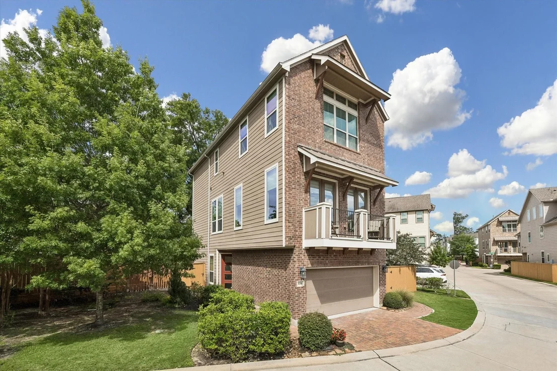 Photo of 1018 Shepherd Oaks Drive