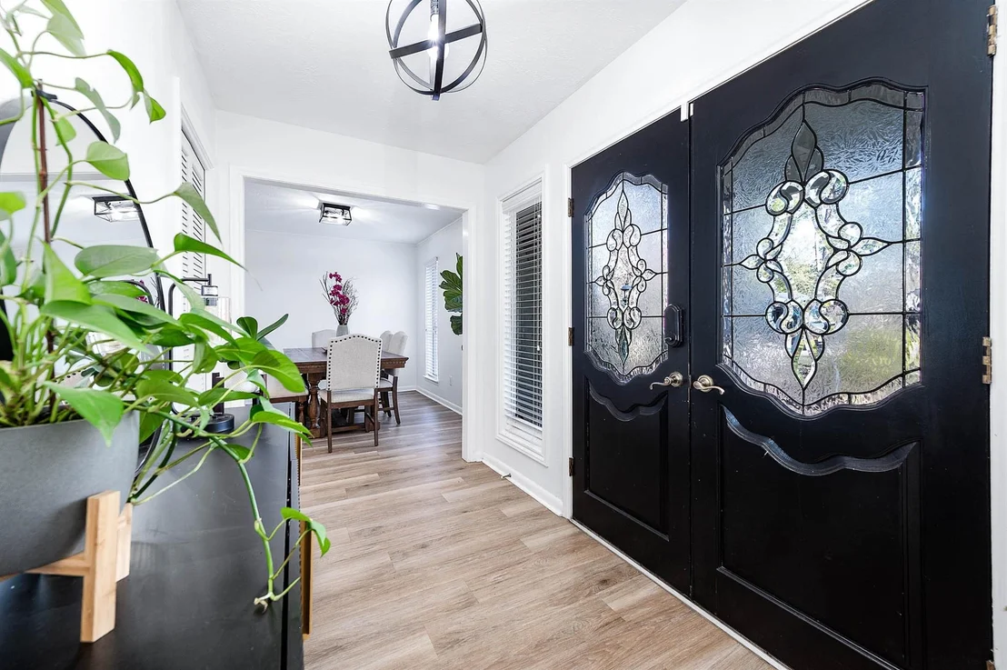 Photo of 26715 Maplewood Drive
