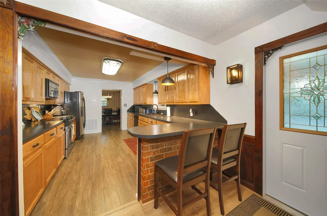 Photo of 360 Hollyglenn Street
