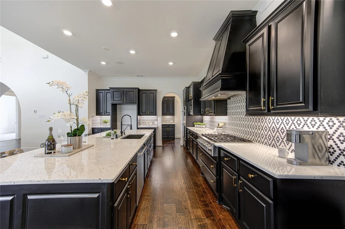 Photo of 21339 Crescent Winged Drive