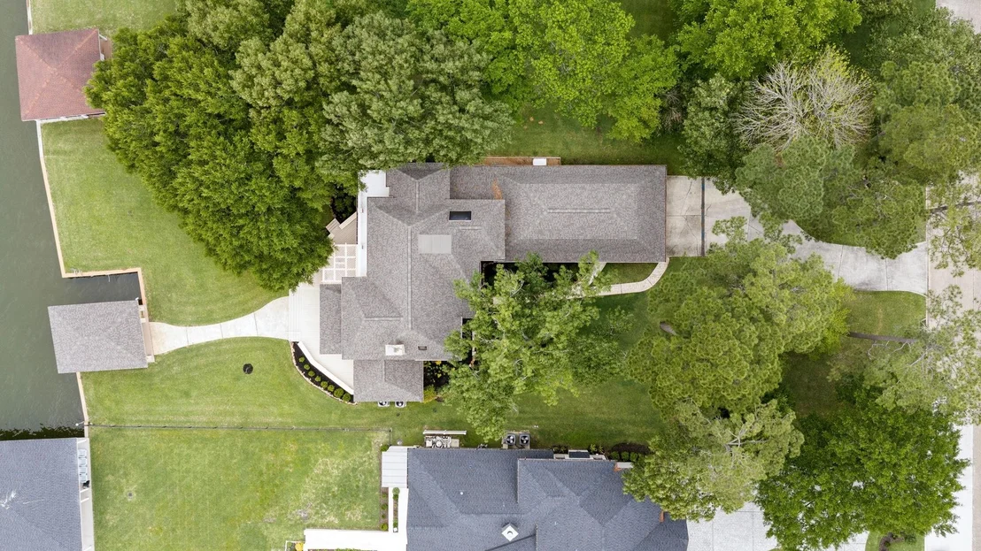 Photo of 154 Lakeside Drive