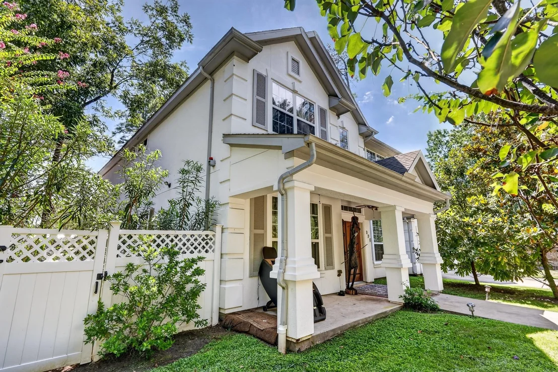 Photo of 335 Voss Road