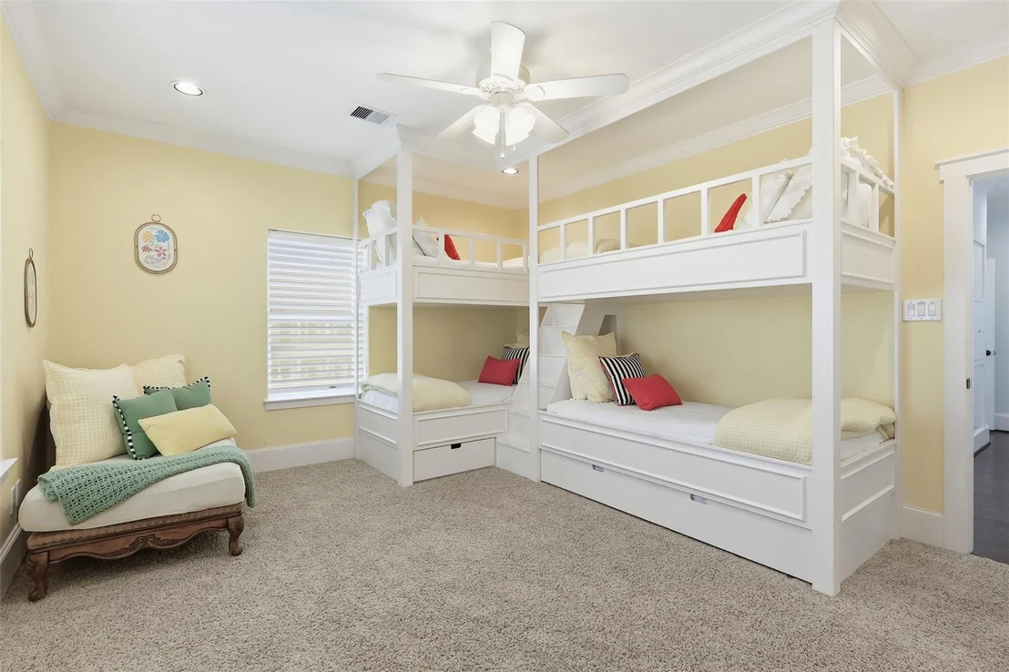 Photo of 11622 Beachside