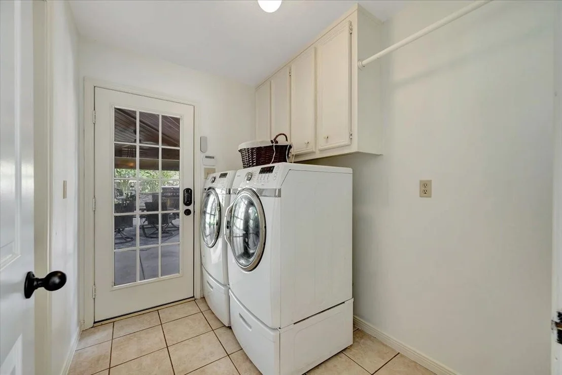 Photo of 15110 Greenleaf Lane