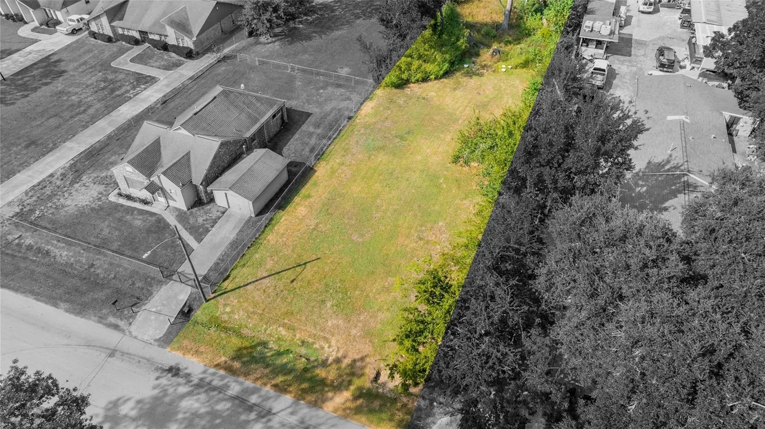 Photo of 2018 Dewalt Street
