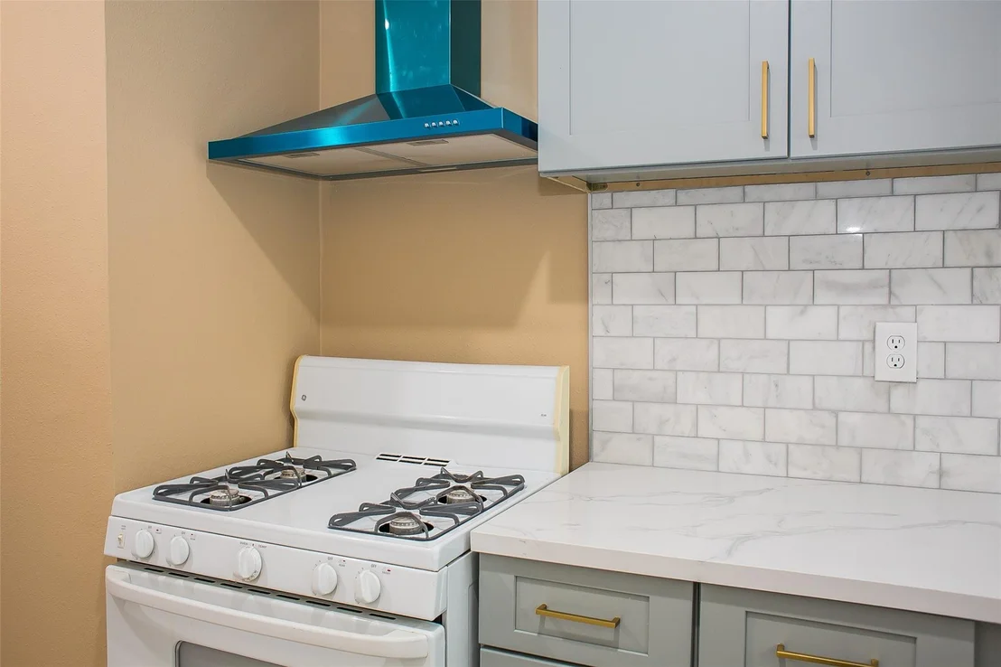 Photo of 2301 Albans Road
