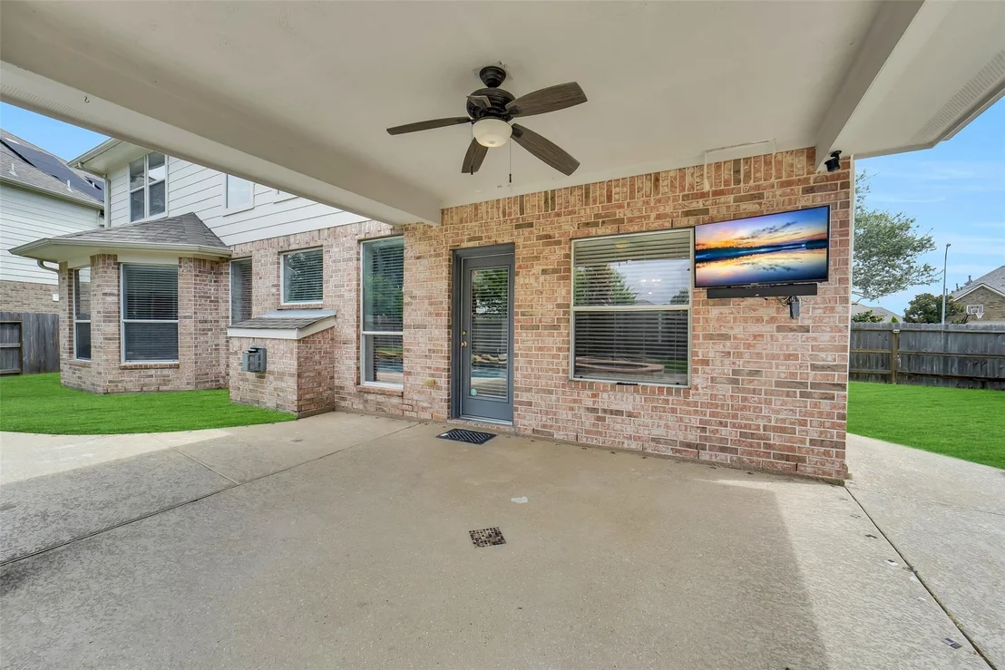 Photo of 25911 Shady Dawn Lane