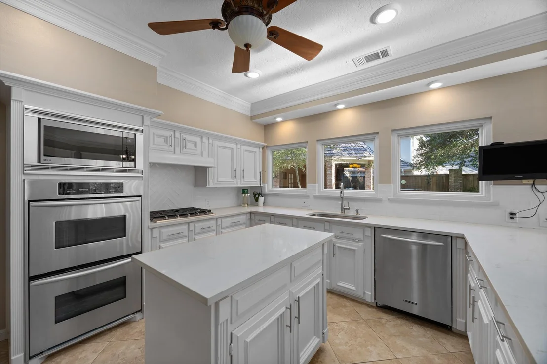 Photo of 8807 Chelmsford Lane