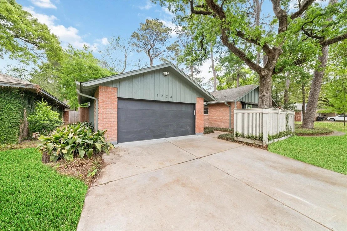 Photo of 1626 Conrad Sauer Drive