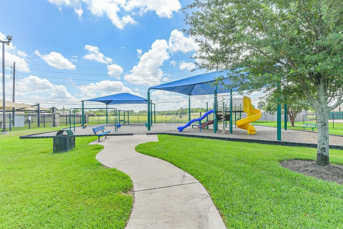 Photo of 11806 Piney Way Lane