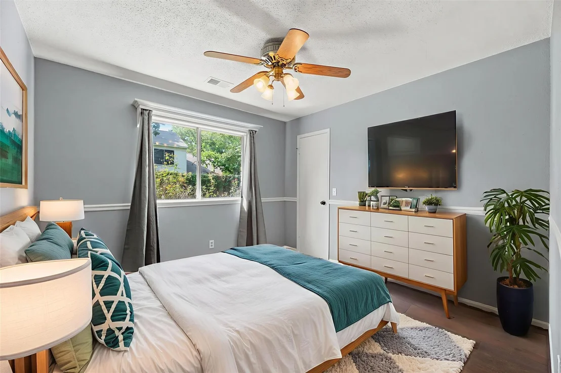 Photo of 9310 Palm Shores Drive